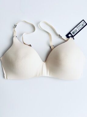 Sloggi Serenity Women's Bra Size 38B Non Wired Soft Molded Cup Ivory